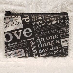 (2/$15) VTG Lululemon Manifesto Black & Silver Coin Purse / Gift Card Holder